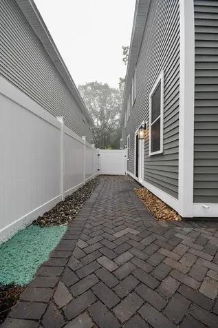 12 Auburn Street Dover NH 03820