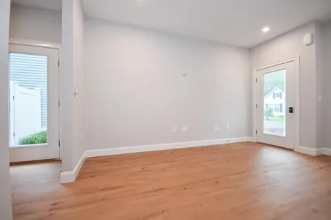 12 Auburn Street Dover NH 03820