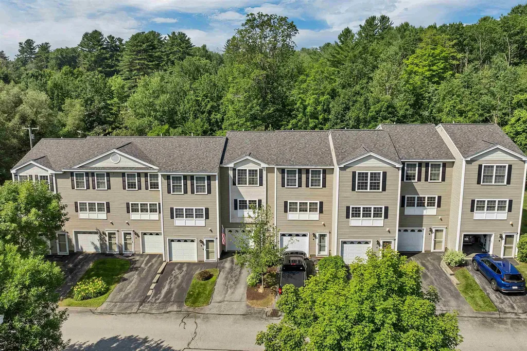 10 Dillon Way Laconia NH 03246