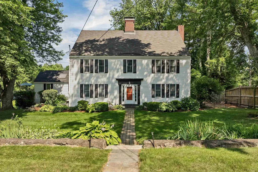 247 Meredith Center Road Meredith NH 03253