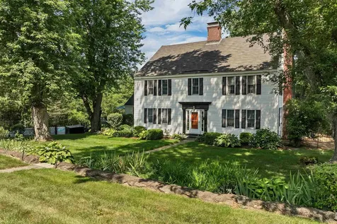 247 Meredith Center Road Meredith NH 03253