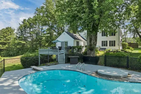 247 Meredith Center Road Meredith NH 03253