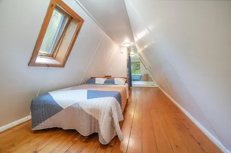 18 Hemlock Hill Road Newfane VT 05345