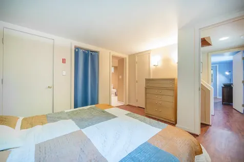 18 Hemlock Hill Road Newfane VT 05345
