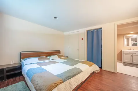 18 Hemlock Hill Road Newfane VT 05345