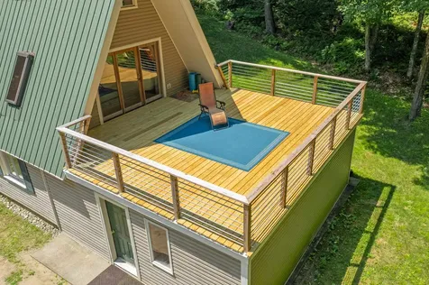 18 Hemlock Hill Road Newfane VT 05345