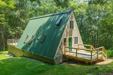 18 Hemlock Hill Road Newfane VT 05345