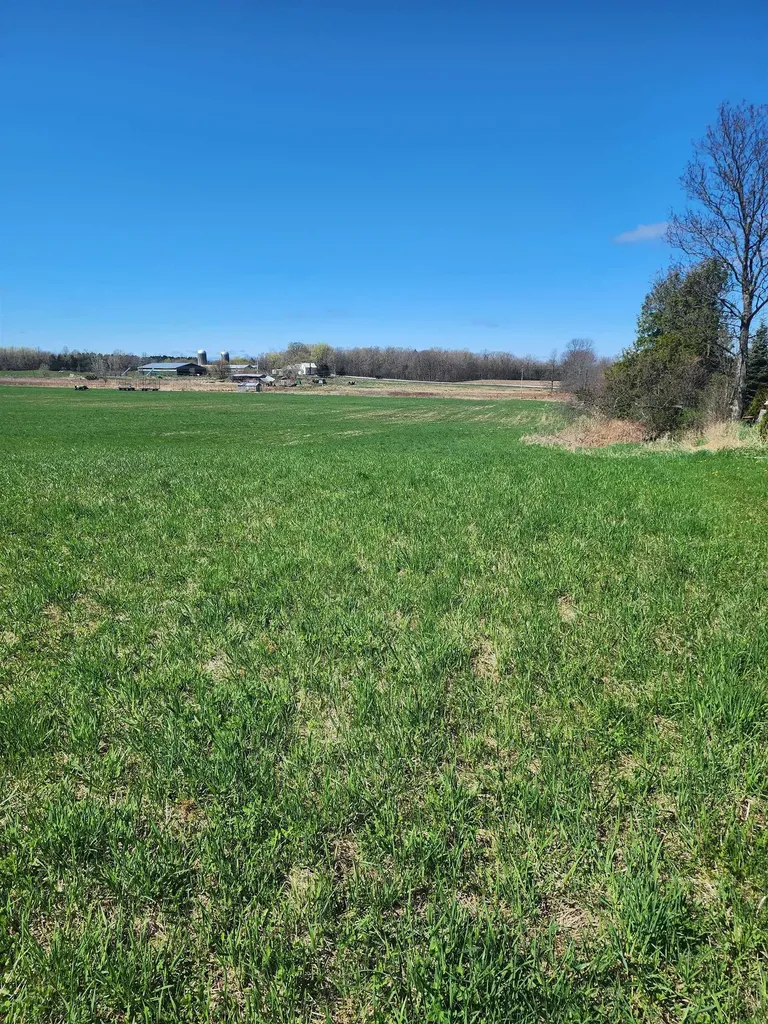 16 Us Route 2 Highway Grand Isle VT 05458