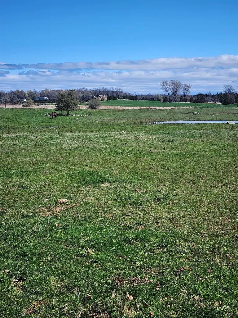 16 Us Route 2 Highway Grand Isle VT 05458