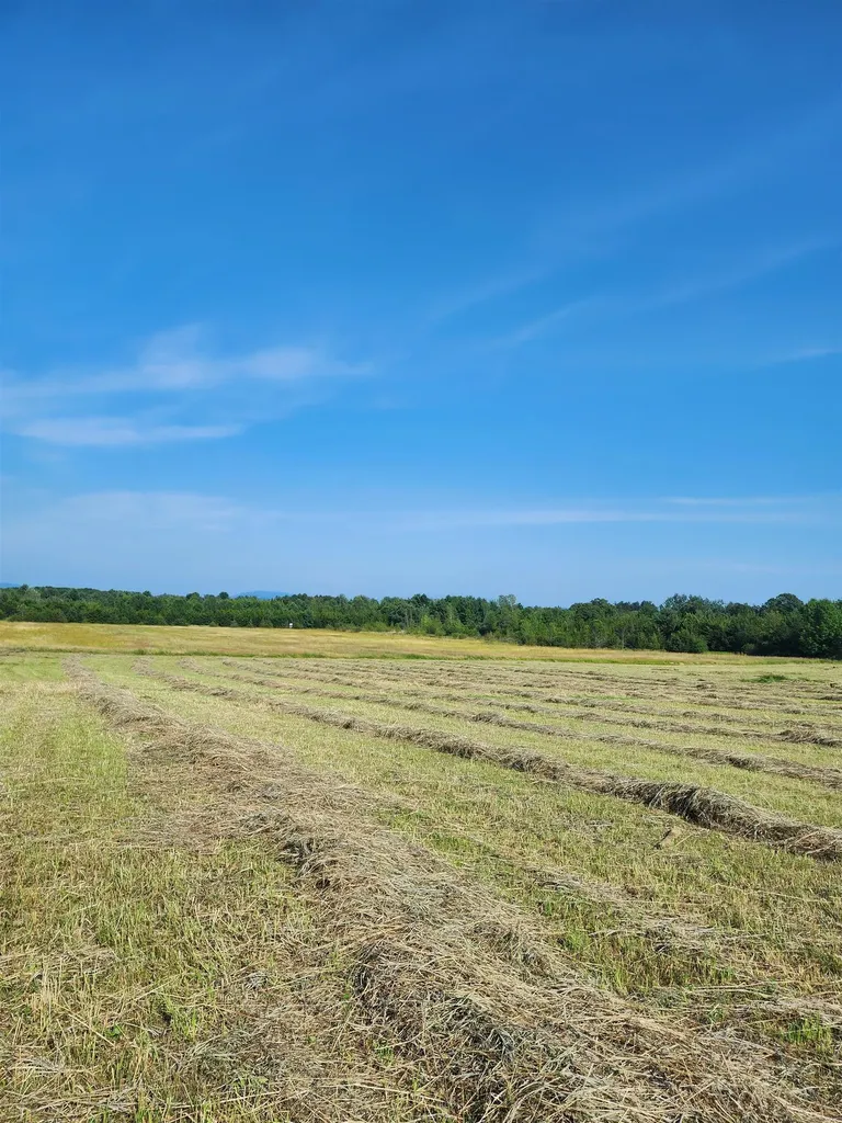 16 Us Route 2 Highway Grand Isle VT 05458