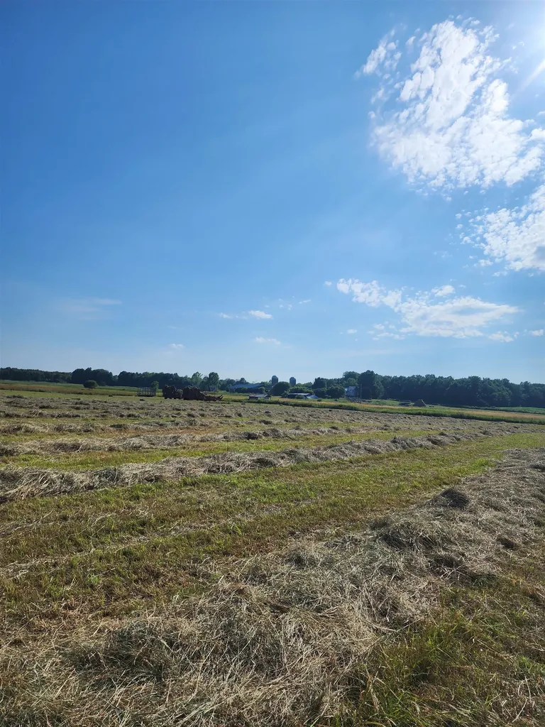 16 Us Route 2 Highway Grand Isle VT 05458