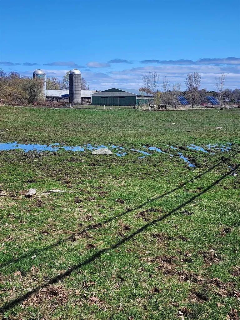 16 Us Route 2 Highway Grand Isle VT 05458