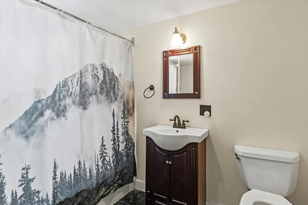 592 State Route 2 Shelburne NH 03581