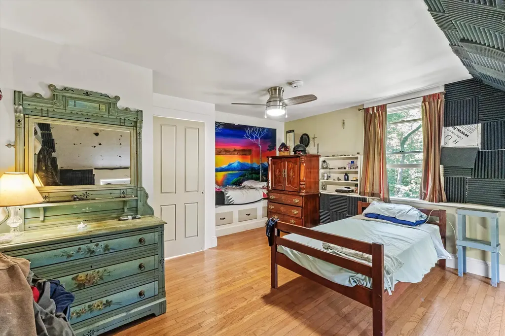 592 State Route 2 Shelburne NH 03581