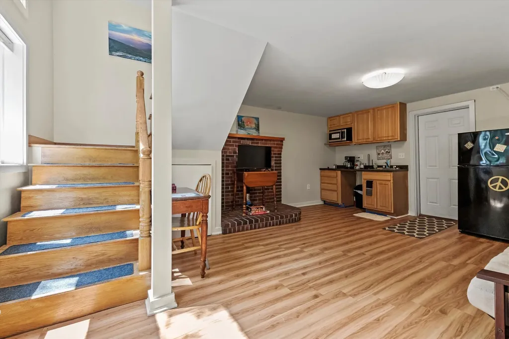 592 State Route 2 Shelburne NH 03581