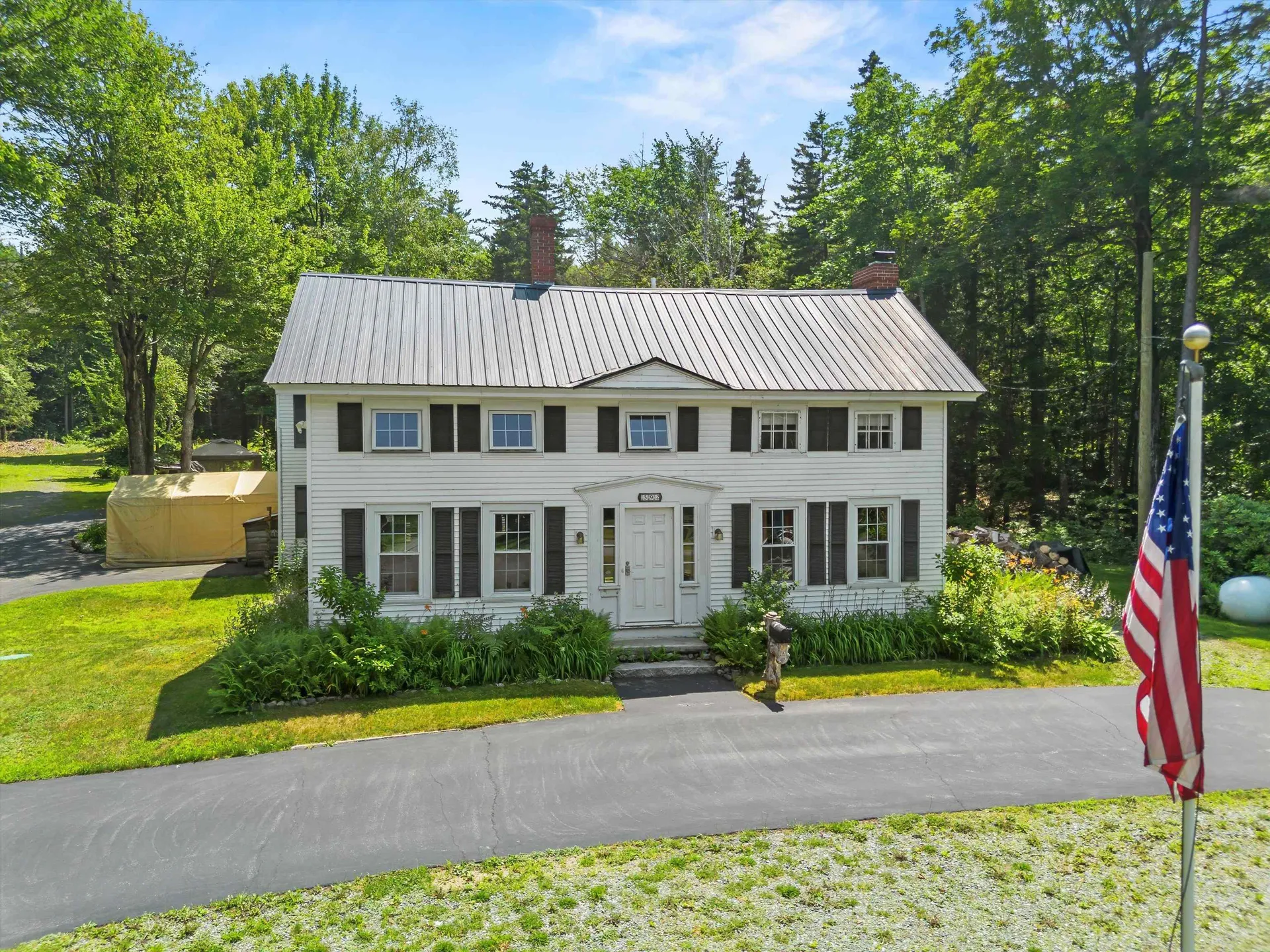 592 State Route 2 Shelburne NH 03581