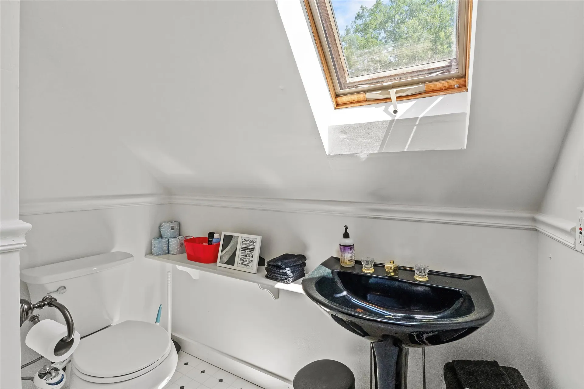 592 State Route 2 Shelburne NH 03581