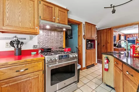 592 State Route 2 Shelburne NH 03581