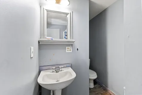 592 State Route 2 Shelburne NH 03581