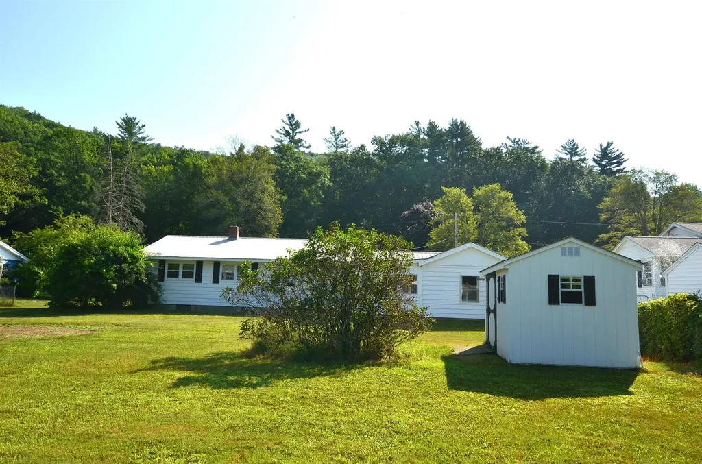 6 Willow Street Walpole NH 03609