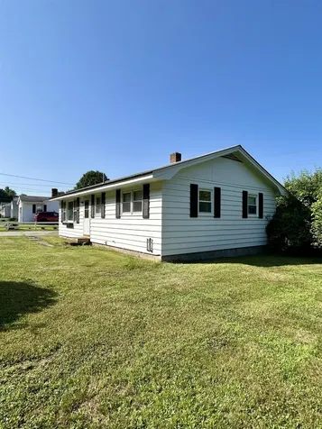 6 Willow Street Walpole NH 03609