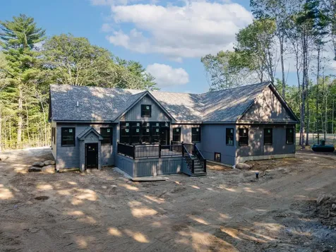 67 Stratham Lane Greenland NH 03840