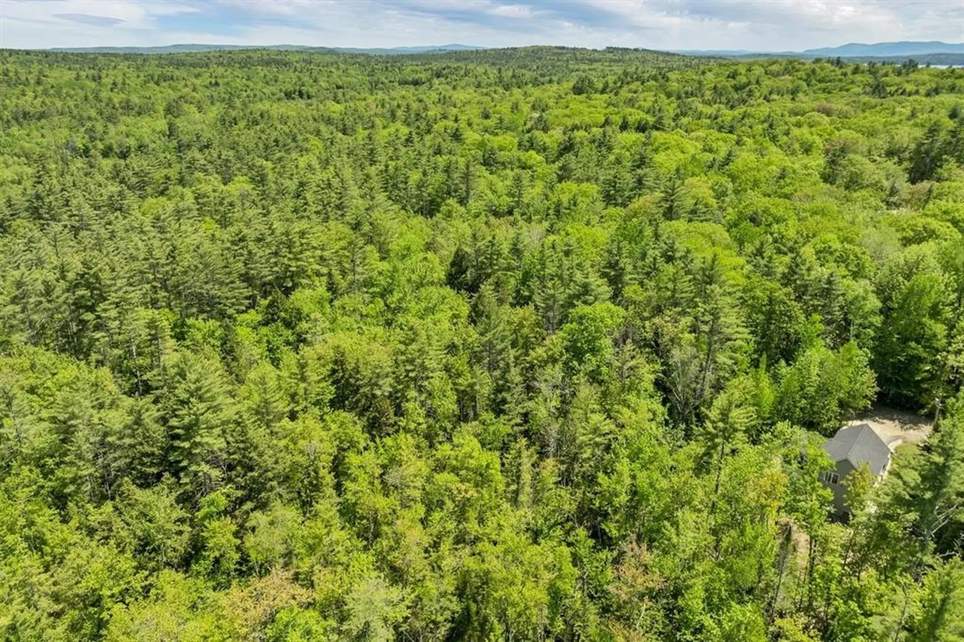 122-1 Gwh Highway Moultonborough NH 03254