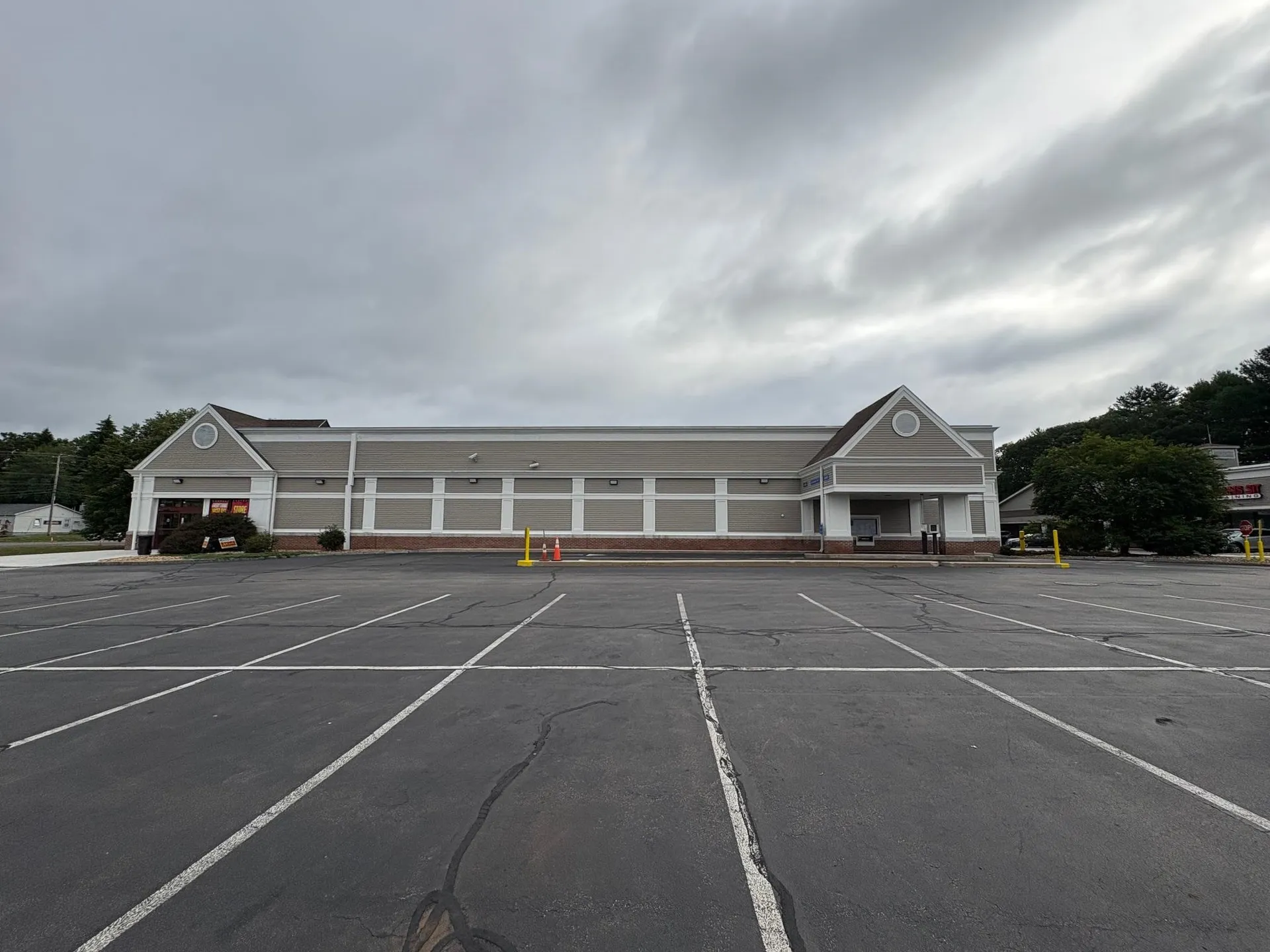 123 Nashua Road Londonderry NH 03053