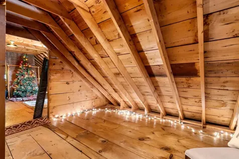 6 The Oaks Henniker NH 03242
