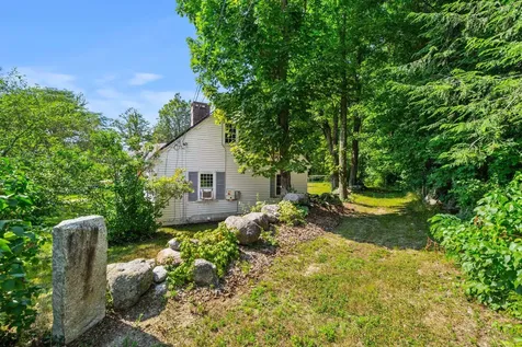 6 The Oaks Henniker NH 03242
