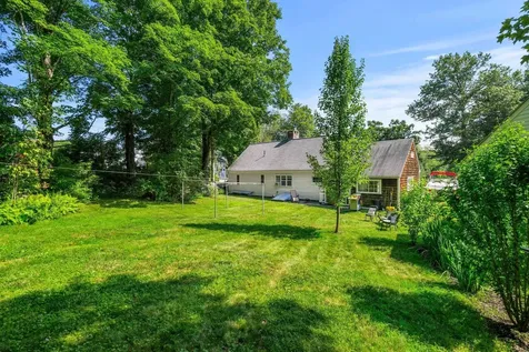 6 The Oaks Henniker NH 03242