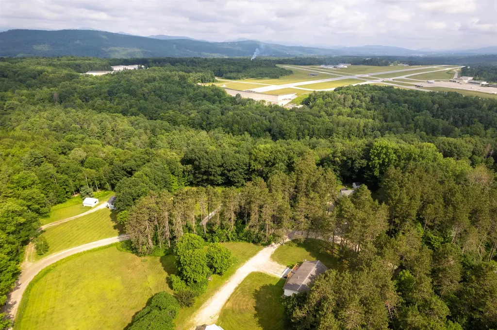 00 East Street Clarendon VT 05759