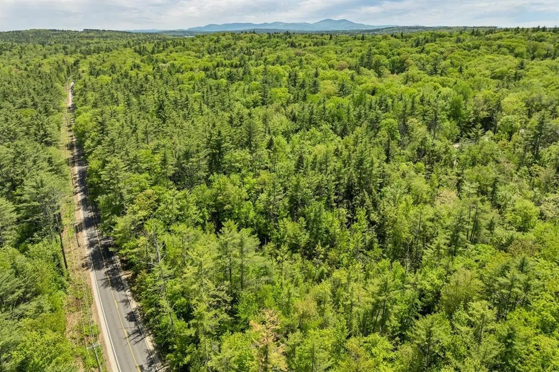 122-001-002 Gov. Wentworth Highway Moultonborough NH 03254