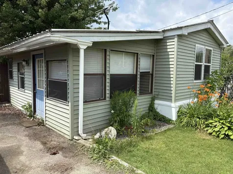 171 Kneeland Flats Trailer Park Waterbury VT 05676