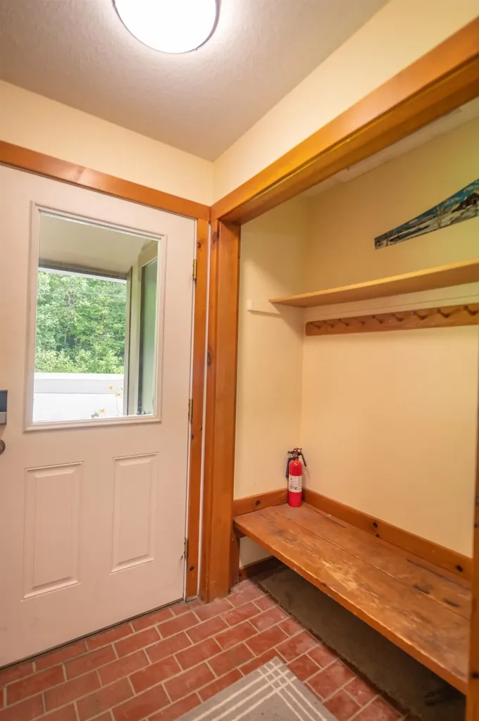 33D White Oaks Loop Dover VT 05356