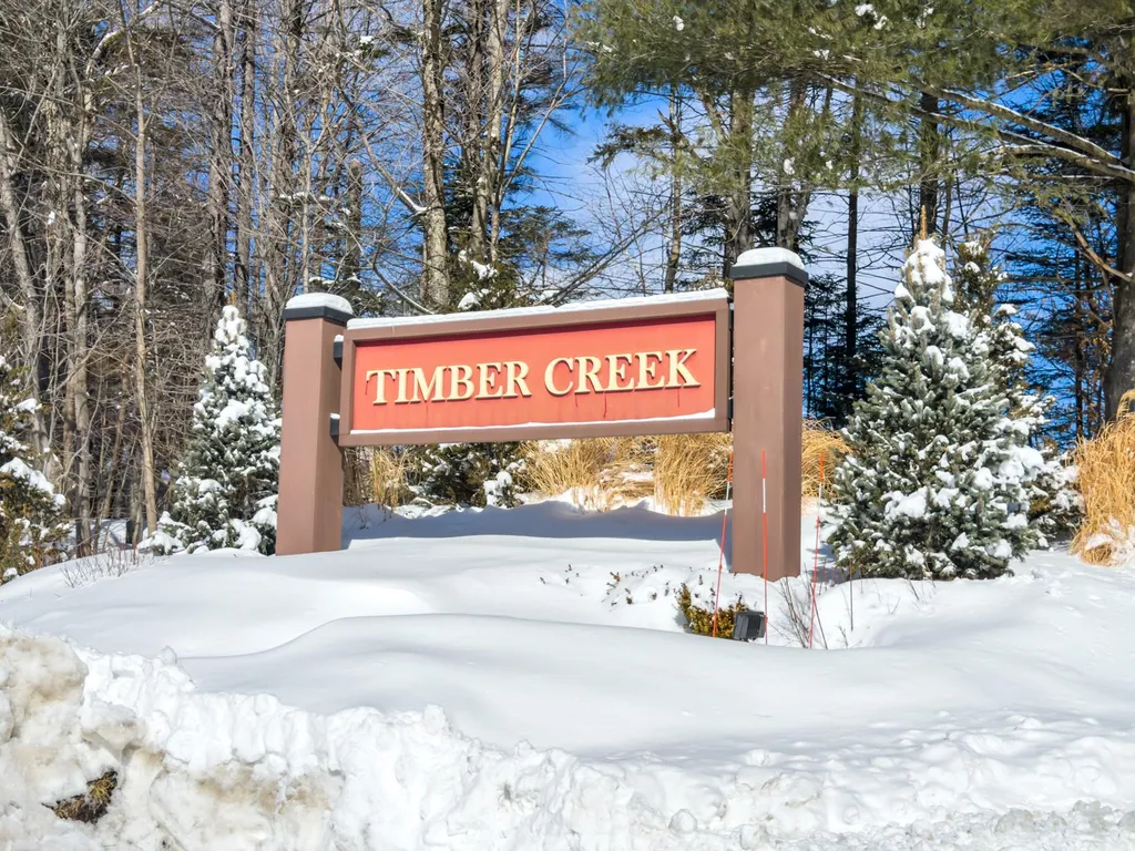 33D White Oaks Loop Dover VT 05356