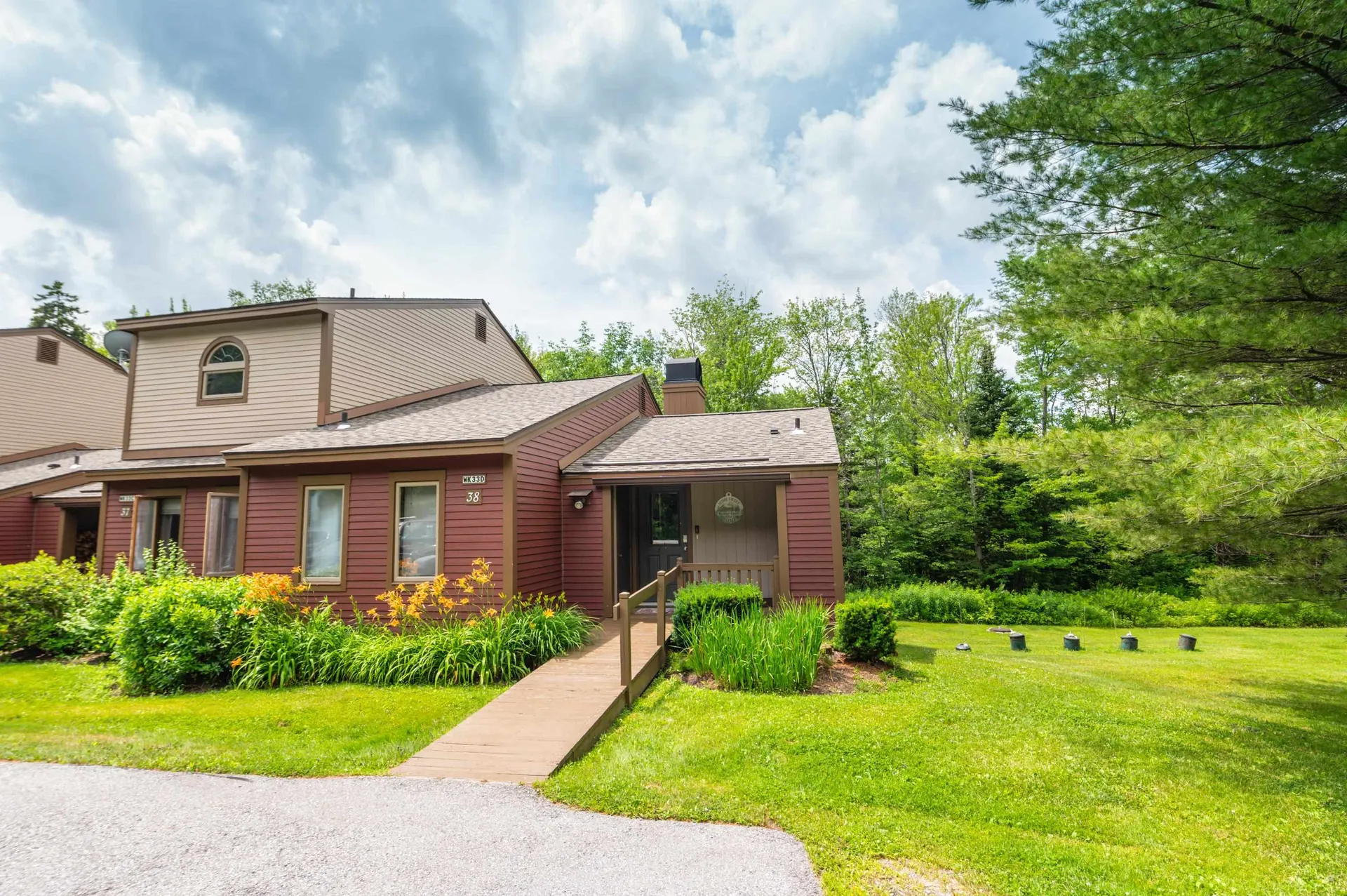 33D White Oaks Loop Dover VT 05356