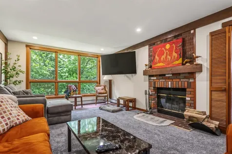 33D White Oaks Loop Dover VT 05356