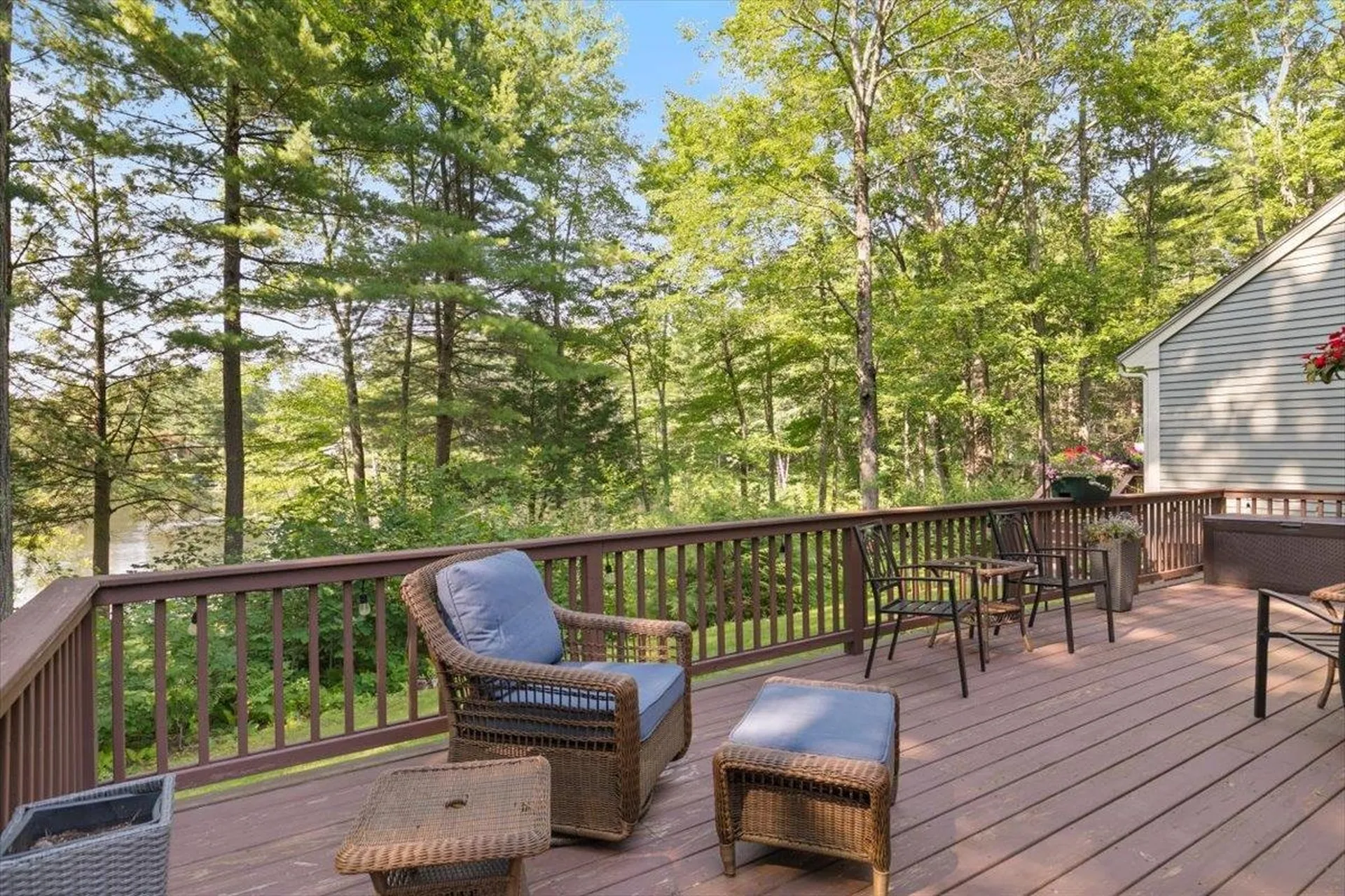 68 Peninsula Drive Stratham NH 03885