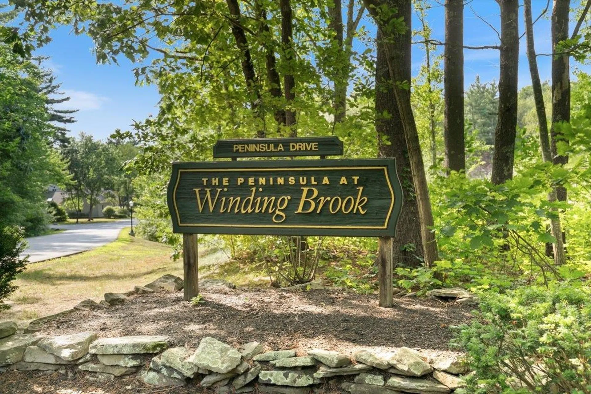 68 Peninsula Drive Stratham NH 03885