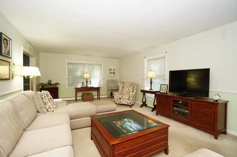 30 Hillside Road Kingston NH 03848