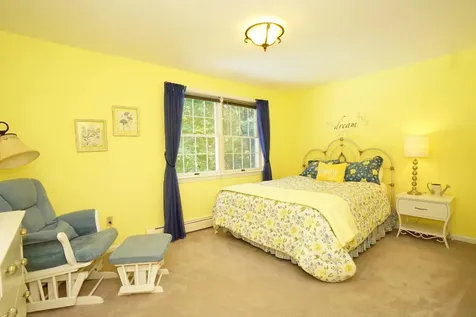30 Hillside Road Kingston NH 03848