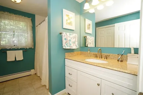 30 Hillside Road Kingston NH 03848