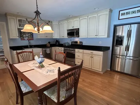 30 Hillside Road Kingston NH 03848