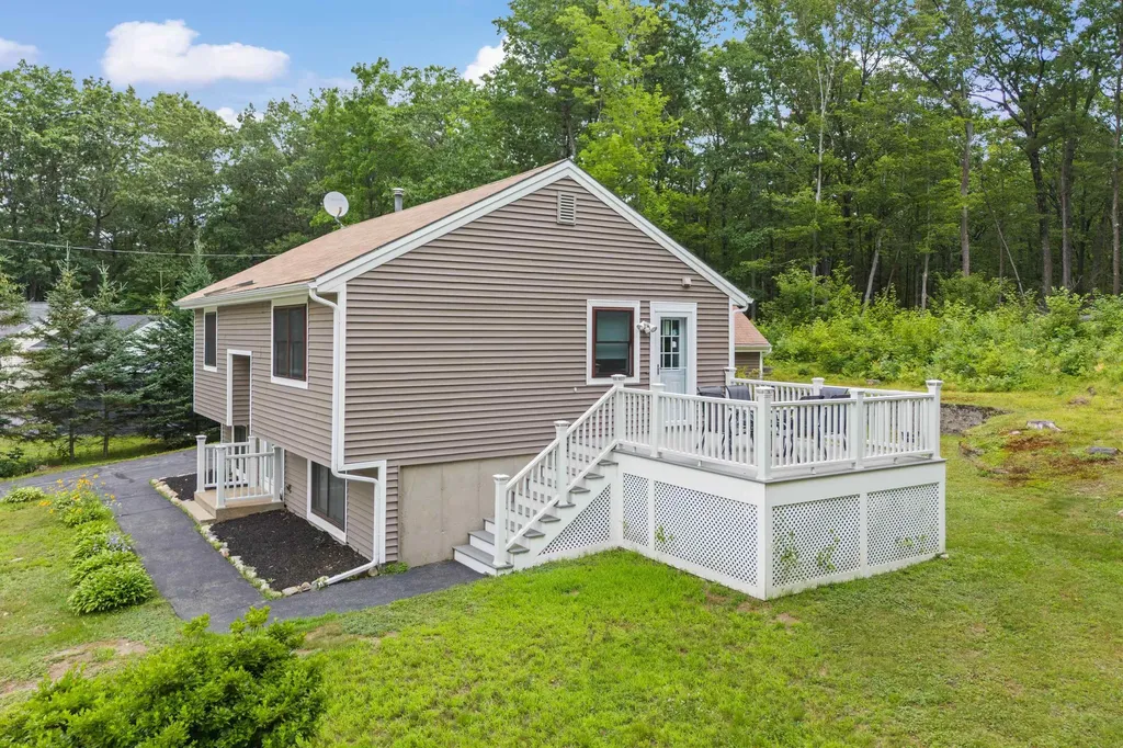 10 Howe Street Allenstown NH 03275