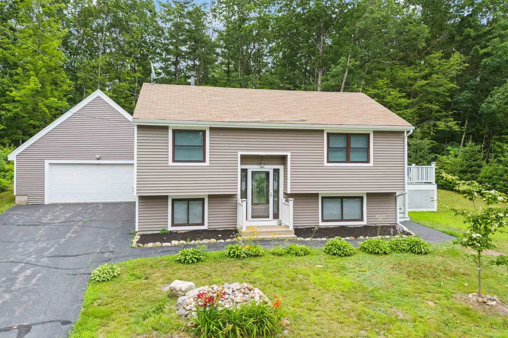 10 Howe Street Allenstown NH 03275