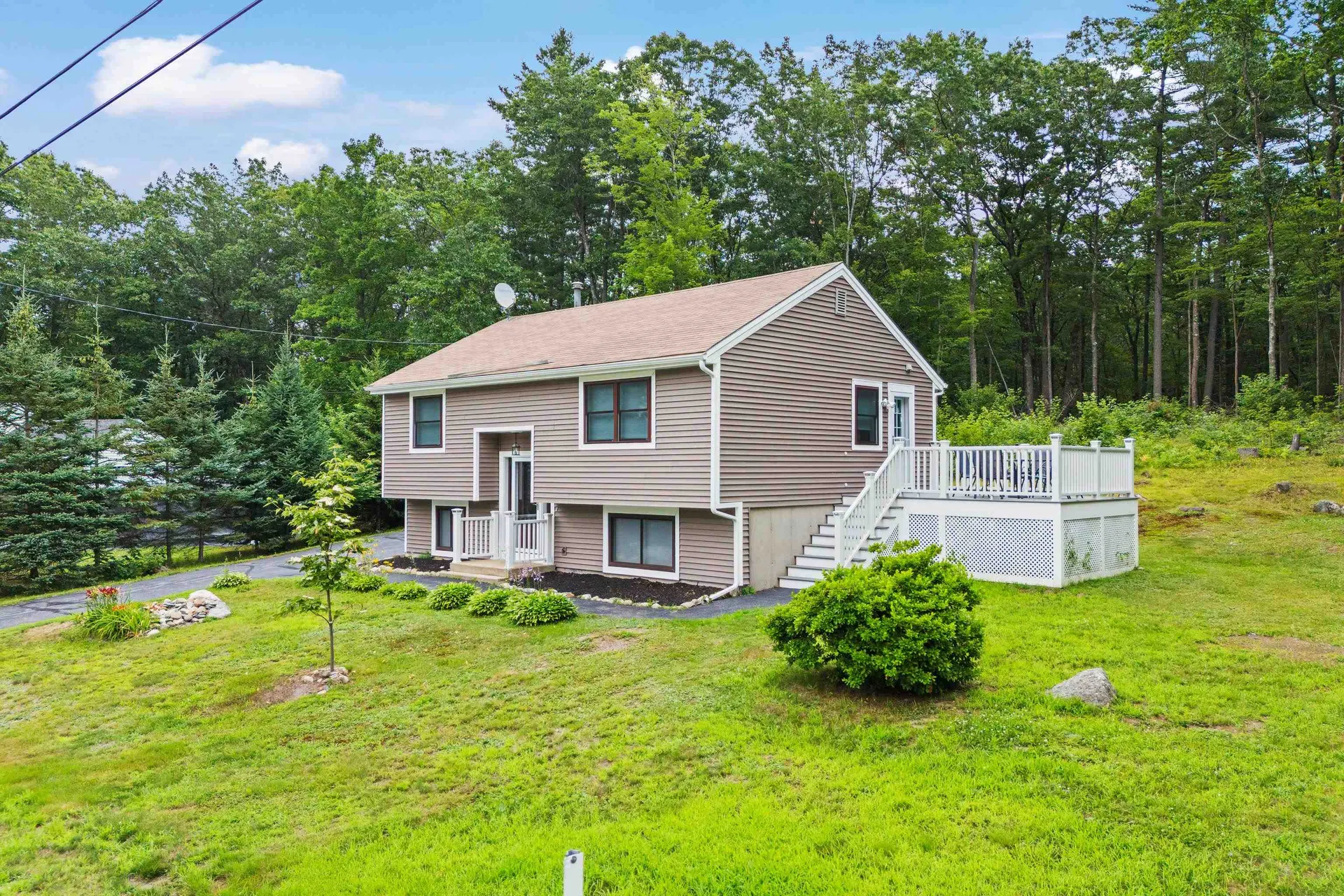 10 Howe Street Allenstown NH 03275