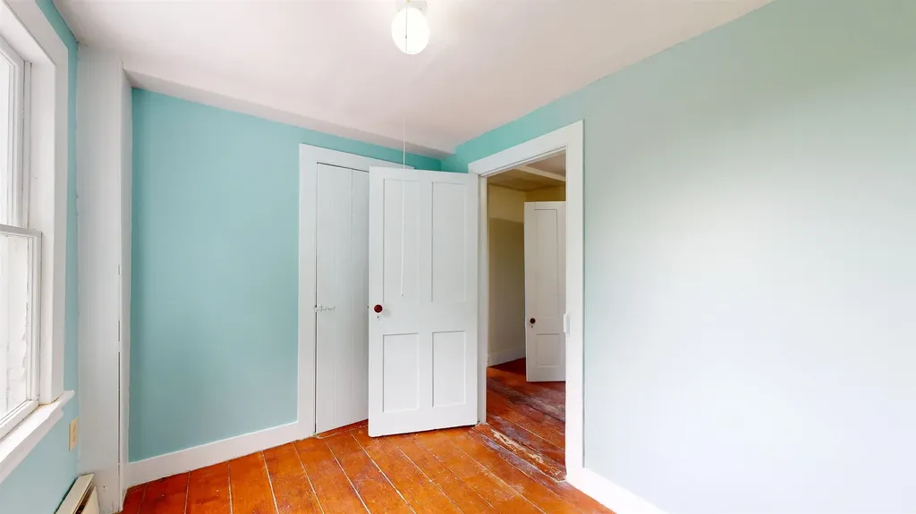 174 Burroughs Farm Road Ferrisburgh VT 05456