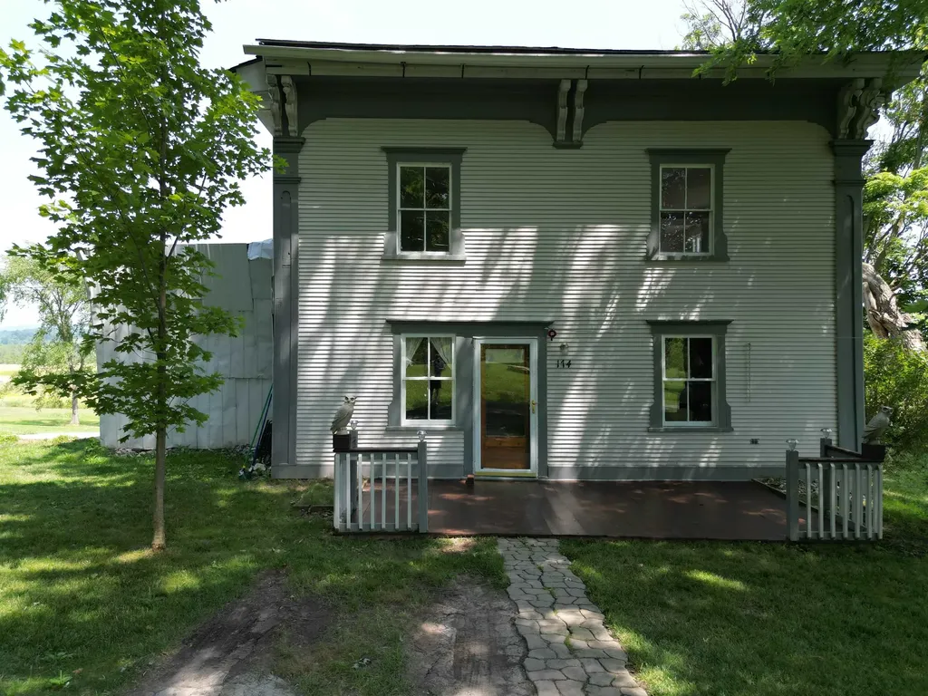 174 Burroughs Farm Road Ferrisburgh VT 05456