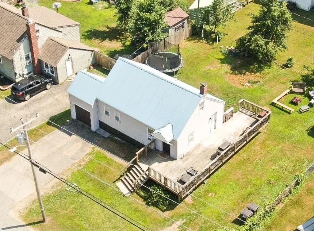 442 103 S Chester VT 05143